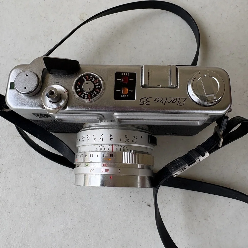 Vintage GE Exposure Meter with Brown Leather Case